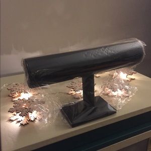 Black Bracelet Display